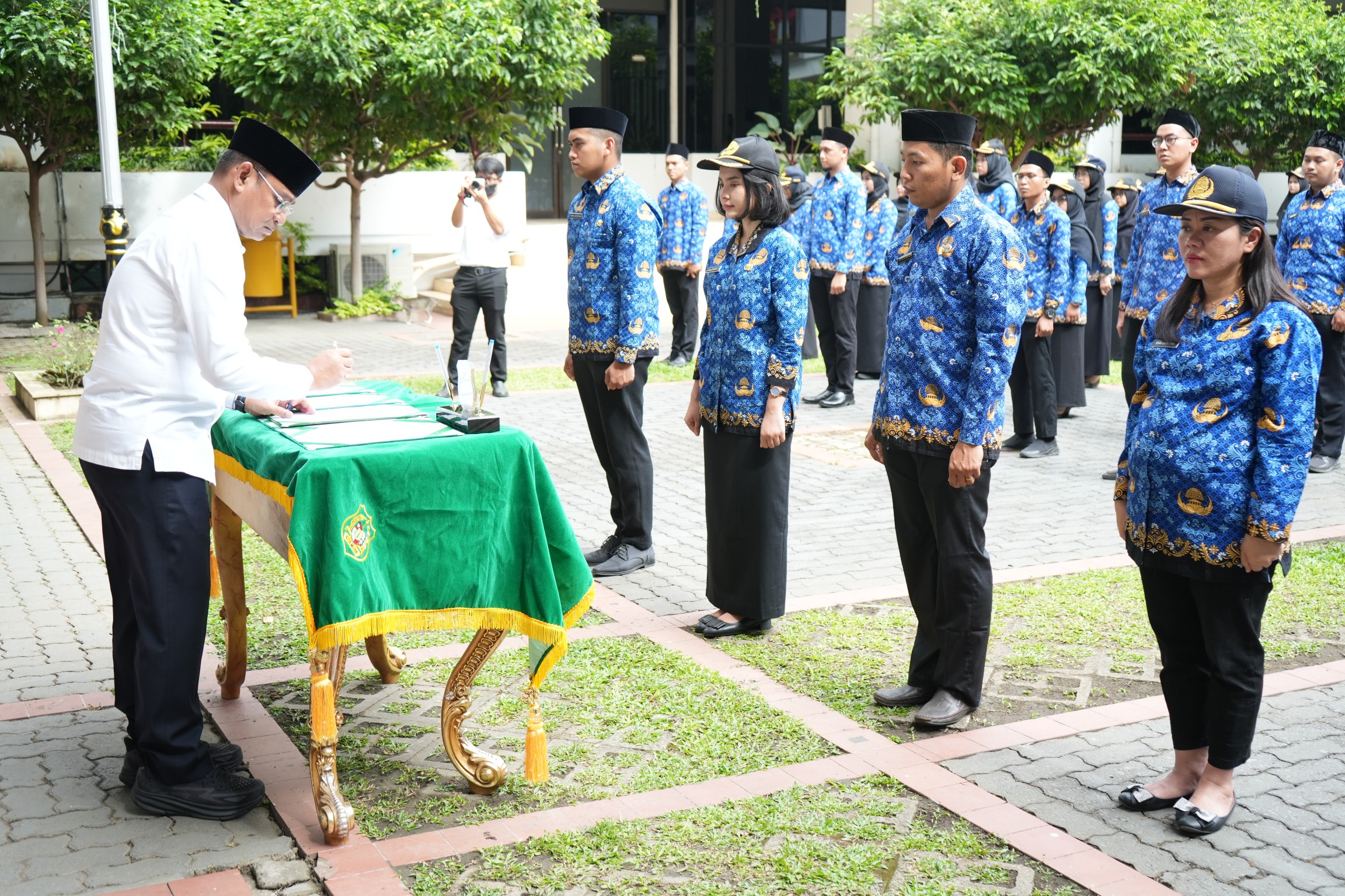 Sekda Kota Medan Ingatkan ASN Untuk Memegang Teguh Sumpah/Janji Yang Diucapkan Dalam Melayani Masyarakat