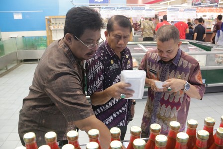 Kadis Kominfo Kota Medan Dampingi Walikota Sidak Ke 3 Pusat Perbelanjaan Di Kota Medan