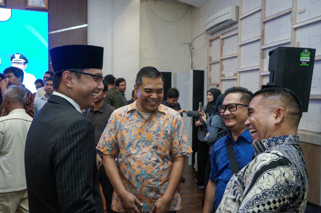 Lantik 69 Pejabat Manajerial, Wali Kota Medan : Atasan Itu Hierarki, Masyarakat Adalah Jabatan Tertinggi