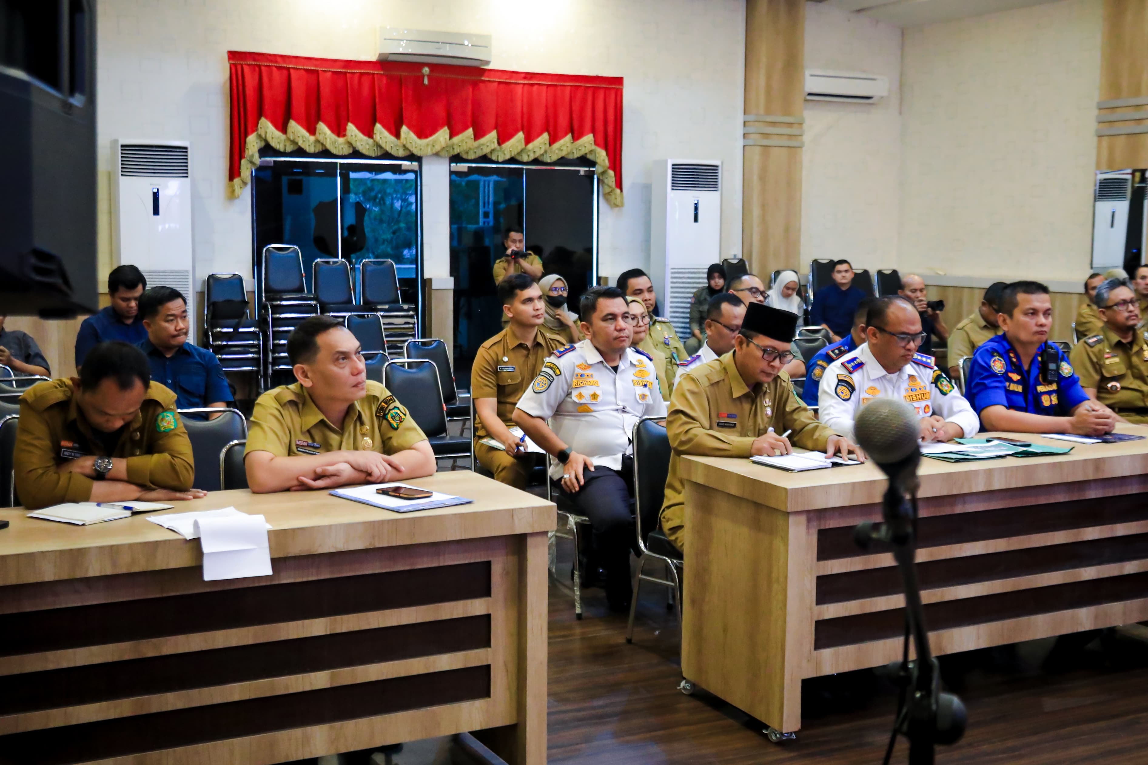 Jelang Idul Fitri, Rico Waas Pimpin Rapat Koordinasi Trantibum untuk Pastikan Keamanan Kota Medan