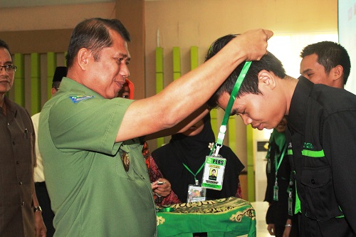 Kadis Kominfo Kota Medan, Drs. Darussalam Pohan M.AP mewakili Walikota Medan Menghadiri Serta Melantik Pengurus Lembaga Pers Mahasiswa Dinamika UIN Sumatera Utara di Aula Kampus II UIN SU, Jl. Williem Iskandar