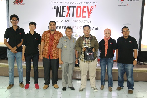 Kadis Kominfo Kota Medan Drs.Darussalam Pohan M.AP Mewakili Walikota Medan Saat Menghadiri Kegiatan Medan Nexdev di Gedung Aula Fakultas Ekonomi Universitas Sumatera Utara