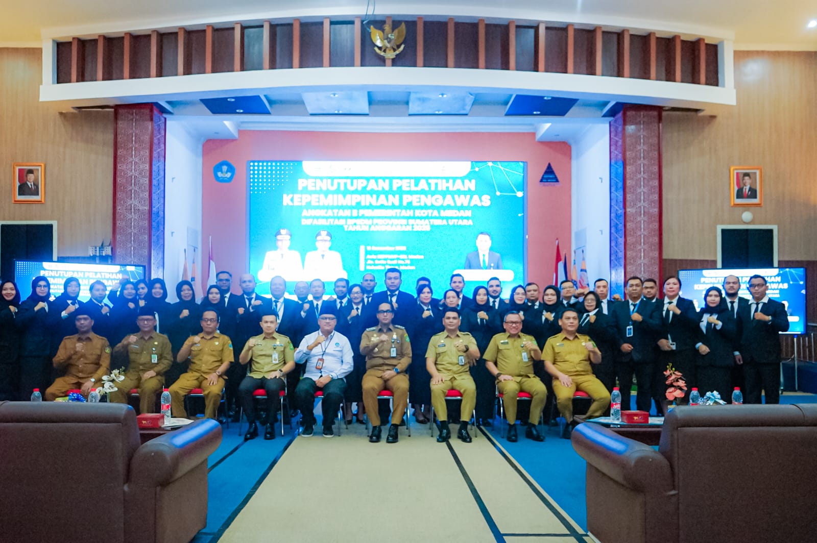 Wali Kota Medan Tutup Pelatihan Kepemimpinan Pengawas Angkatan II, Rico Waas: Ilmu Yang Didapat Digunakan Untuk Pengabdian Kepada Masyarakat